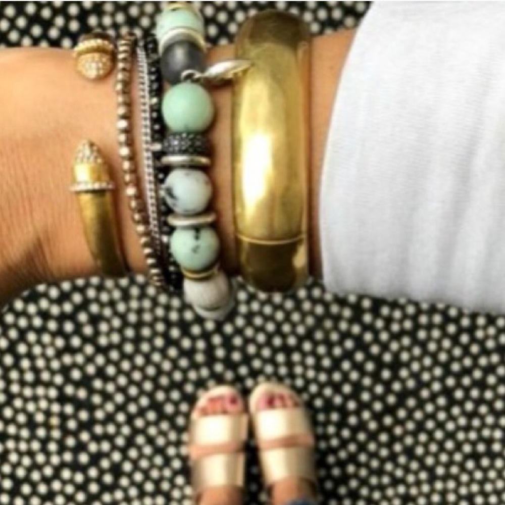 Stella & Dot | ⚜️Sculptural [GOLD] Essential Cuff - Picture 9 of 11